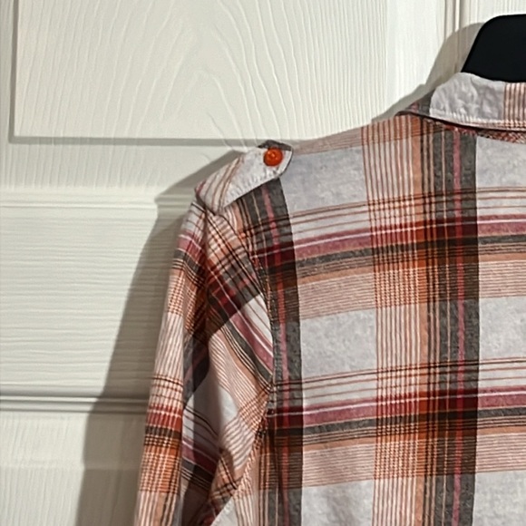 Unionbay women’s button down flannel - plaid - size XL - Picture 8 of 8